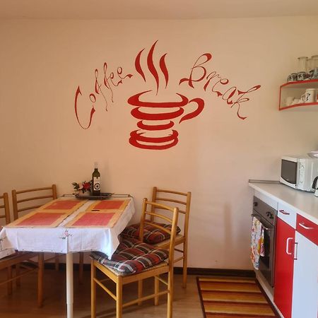 Villa Rose Apartment ロヴラン エクステリア 写真